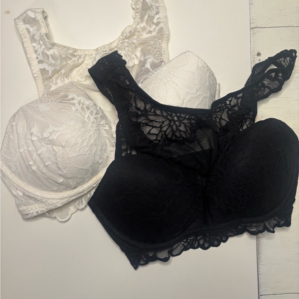 Victoria’s Secret PINK Lace Bralette Bundle 2 Size Small Black White